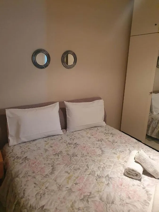 Elle Apartment By Alp Hospitality Services Nea Kallikrateia