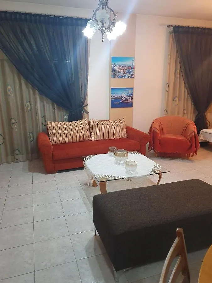 Elle Apartment By Alp Hospitality Services Nea Kallikrateia اليونان